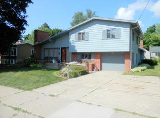165 Harriet St, Clintonville, WI 54929