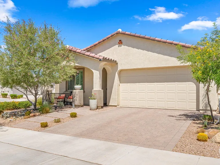 20406 E Estrella Rd — Photo 1
