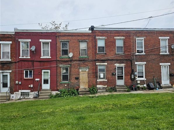 3 Davis Row E
