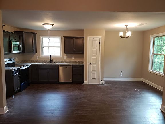 3rd image of 15 Woodland Hls Lot 15