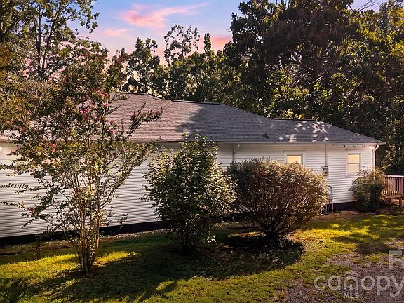 2nd image of 3436 Cannon Ridge Rd