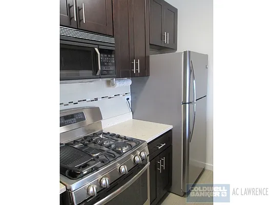 Rented by Aclawrence | media 28