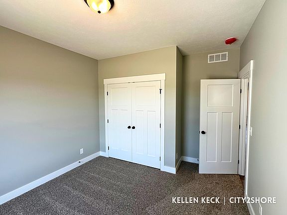 5th image of 6157 Molli Dr