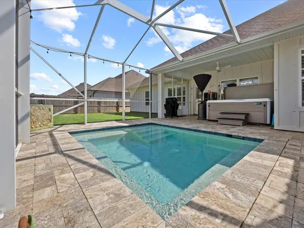 2044 Refuge Cir, Gulf Breeze, FL 32563