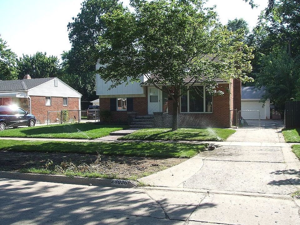 2nd image of 29036 Milton Ave