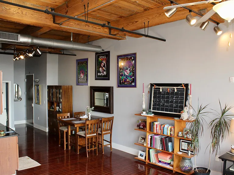 1060 Worlds Fair Park Dr #306 — Photo 10