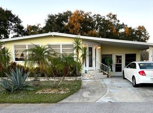 32 Granada Way, Ellenton, FL 34222