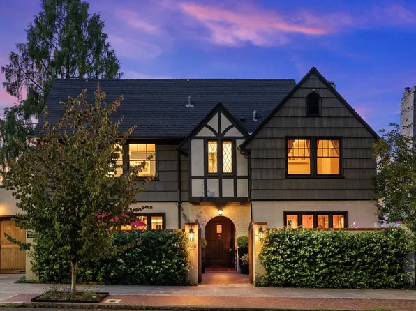 2939 NW Cornell Rd, Portland, OR 97210