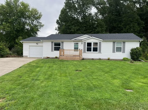 33 Lynnwood Cir, Hebron, OH 43025