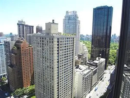 Rented by Douglas Elliman | media 32