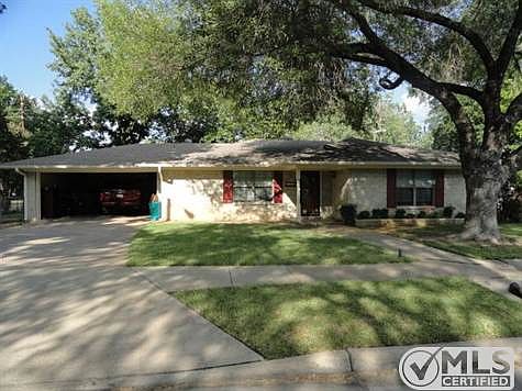 1st image of 1504 Munn Dr