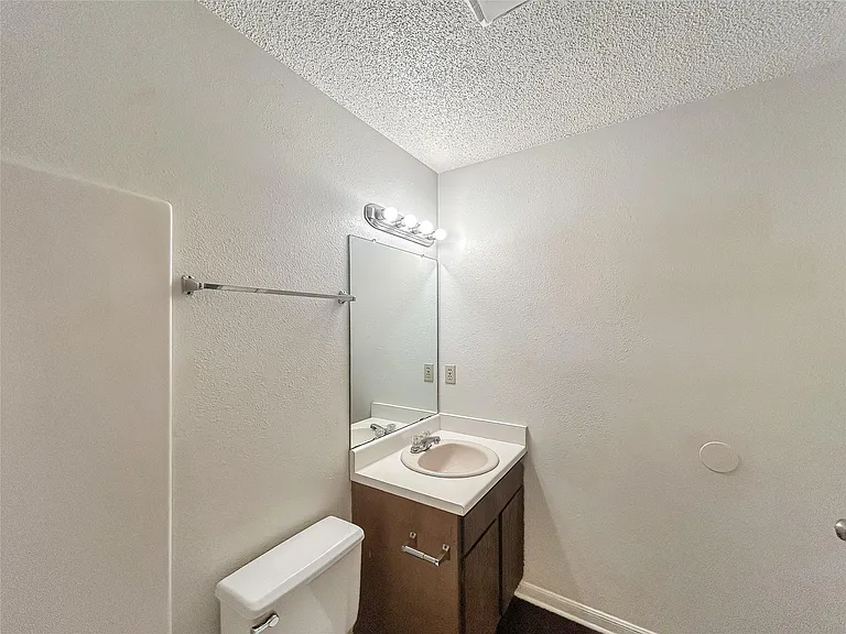 2008 Alex Ave #A — Photo 15