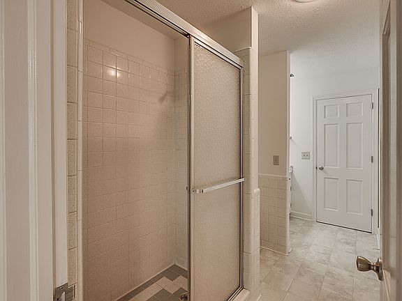 5th image of 714 Scottwood Dr