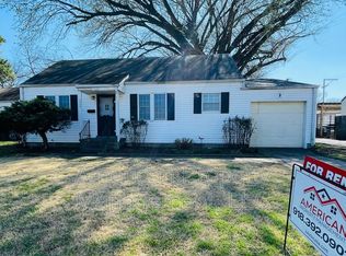 2808 E 1st Pl, Tulsa, OK 74104