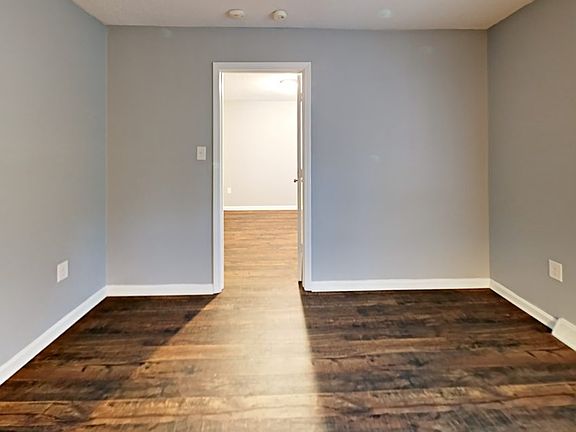 4th image of 8704 Juliette Low Ln