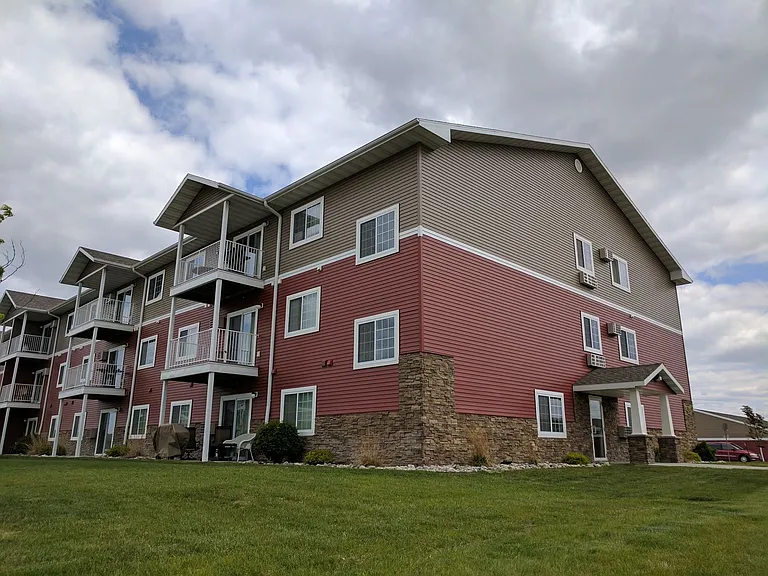 The Edge of Osgood Apartments — Photo 35