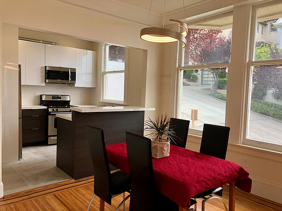 5th image of 2795 Green St APT 2