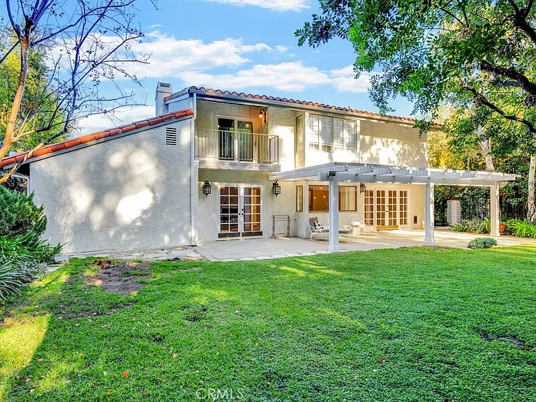 23450 Park Hermosa — Photo 2