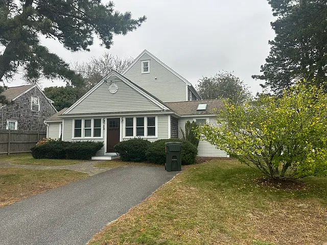 3 bed, 1746 sqft, $3,600 — Photo 2