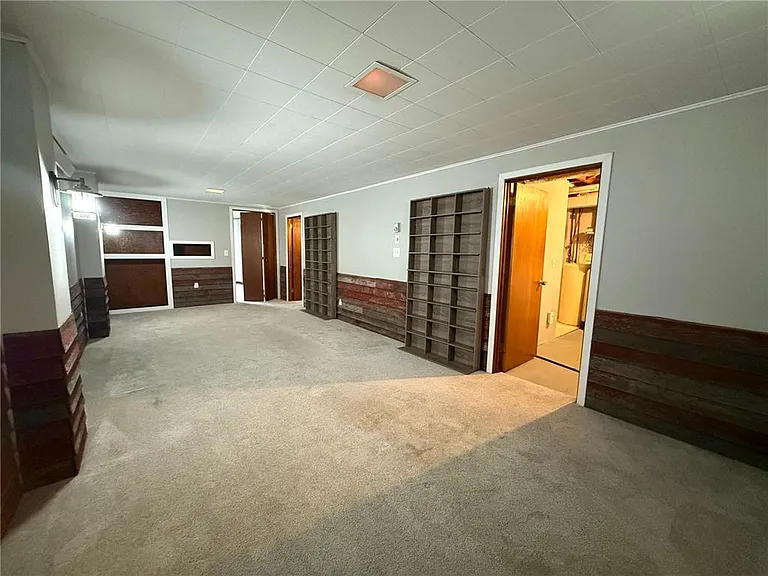 225 Sunrise Blvd — Photo 39