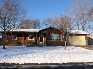 2613 Clearview Ave, Mounds View, MN 55112