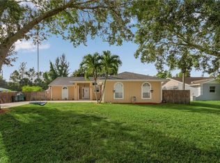 5408 28th Ave SW, Naples, FL 34116