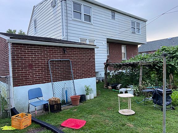 4th image of 30 Mount Vernon Dr