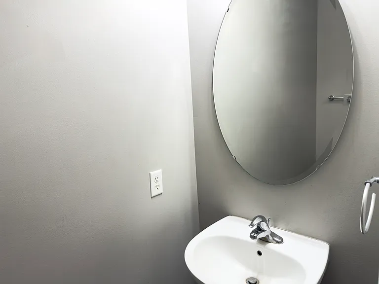 5585 Wavecrest Cir — Photo 26