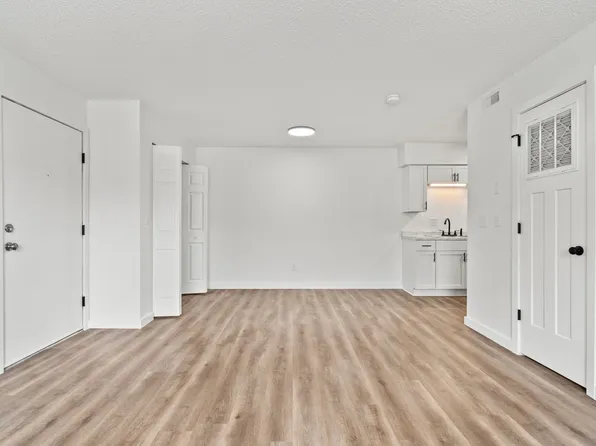 Southcreek Apartments