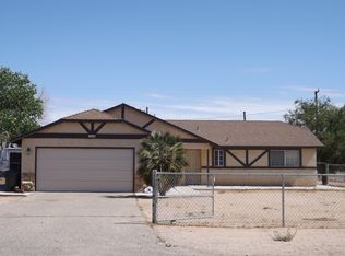 11640 Saratoga Rd, Apple Valley, CA 92308