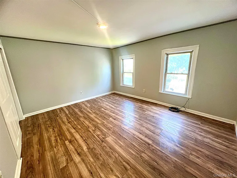 25 W Main St — Photo 10