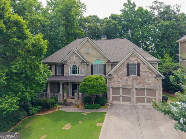 2204 Hollowbrooke Ct NW, Acworth, GA 30101