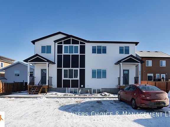 2nd image of 315A 16th St E