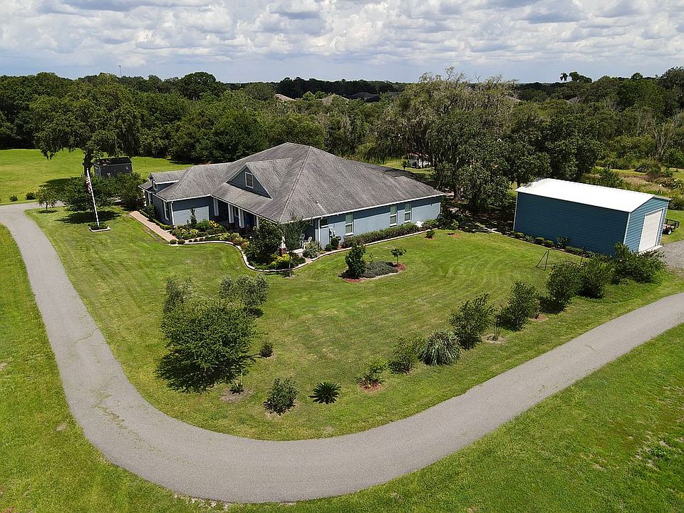 2nd image of 3212 Bella Garden Ln