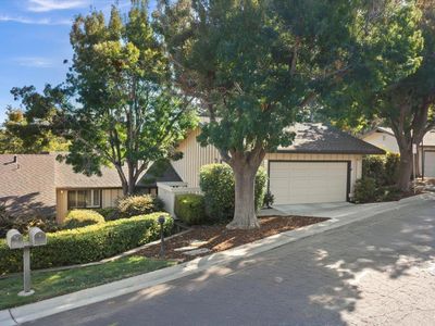 1360 Trinity Dr, Menlo Park, CA, 94025