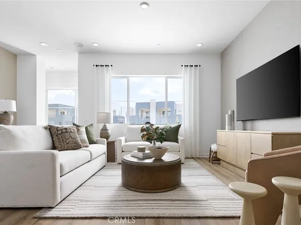 113 Culture, Irvine, CA 92618