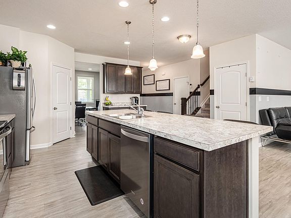 4th image of 5953 Annsborough Dr