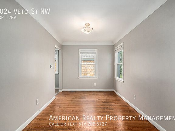 5th image of 1024 Veto St NW