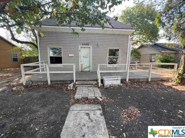 1302 N 2nd St, Killeen, TX 76541