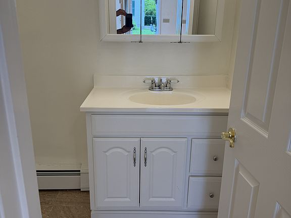 4th image of 8 Pleasant St #4