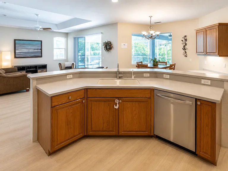 kitchen with island and room for 4 bar height stools