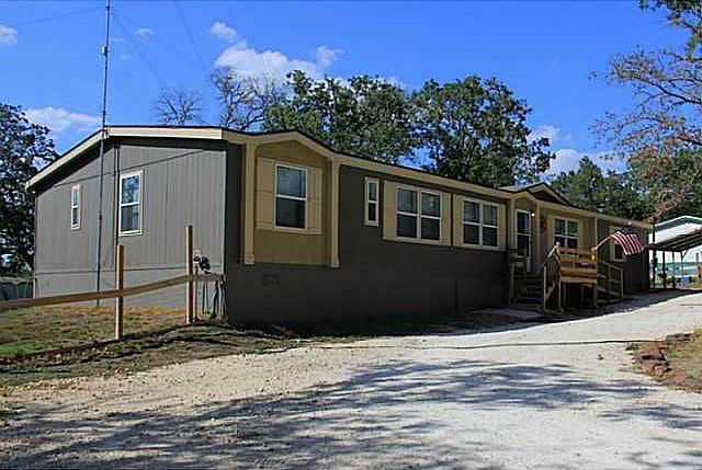 1st image of 211 Commanche Dr