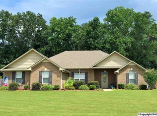 16822 Woodhaven Dr, Athens, AL 35613