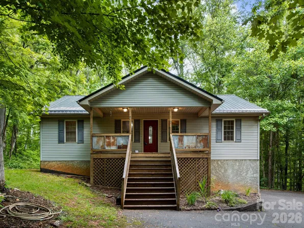 37 Leatherwood Dr #9, Candler, NC 28715