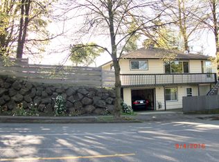 10323 Roosevelt Way NE, Seattle, WA 98125