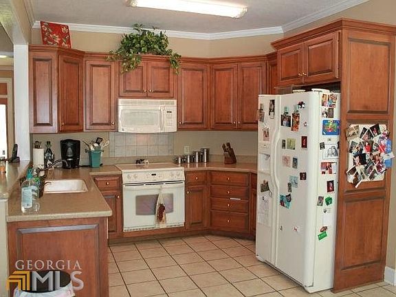 2nd image of 97 Nicolas Rd