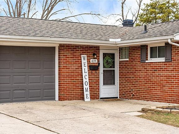2nd image of 635 Corona Ave