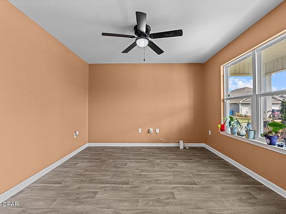4th image of 4777 Firefly Ln
