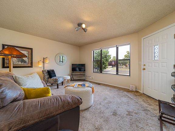 5th image of 1301 Rood Ave APT 2
