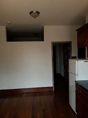 Rented by Allen Harris, LREB | media 11